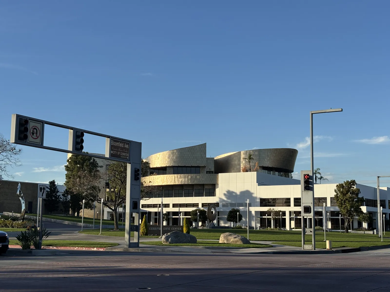 Contents pack-out and restoration serving Cerritos, Los Angeles County